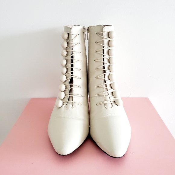 Intentionally Blank France Nappa Leather Ankle Booties Size 7 WHITE - Picture 4 of 16